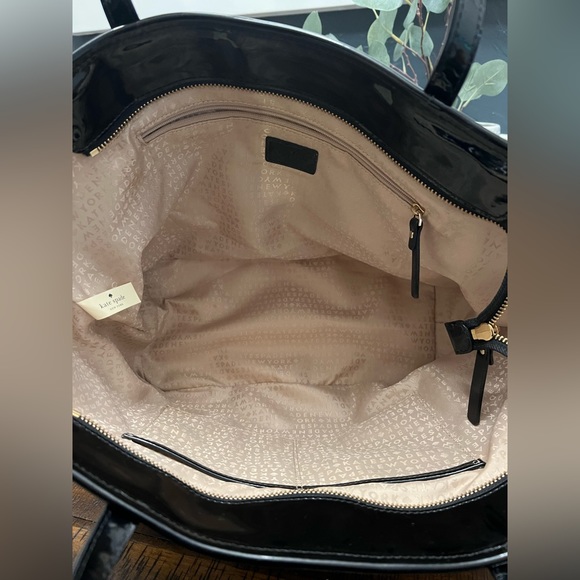 Kate Spade New York Tote perforated spade flower pattern Authentic - Picture 11 of 12